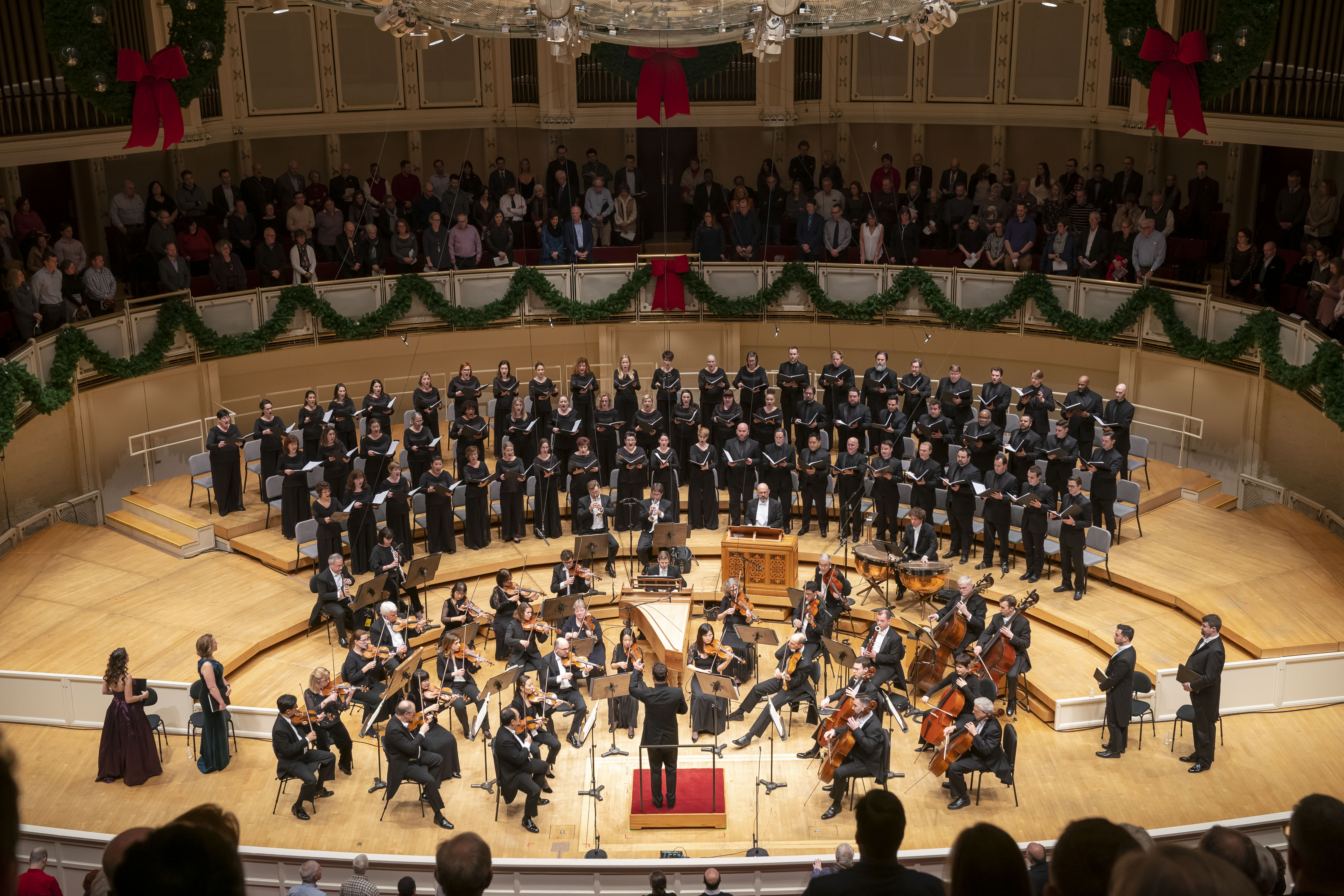 Halls conducts Messiah Review The Chicago Symphony Orchestra and